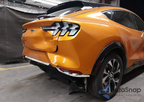 2022 Ford Mustang Mach-E Premium from USA, damaged, VIN 3FMTK3RM7NMA04514